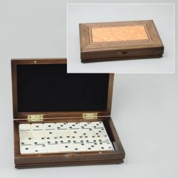 Настольная игра "Домино" в деревянном кейсе